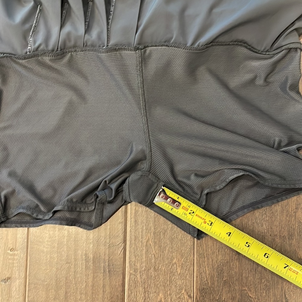 Athleta Gray Second Wind Skort, Size Small - image 8